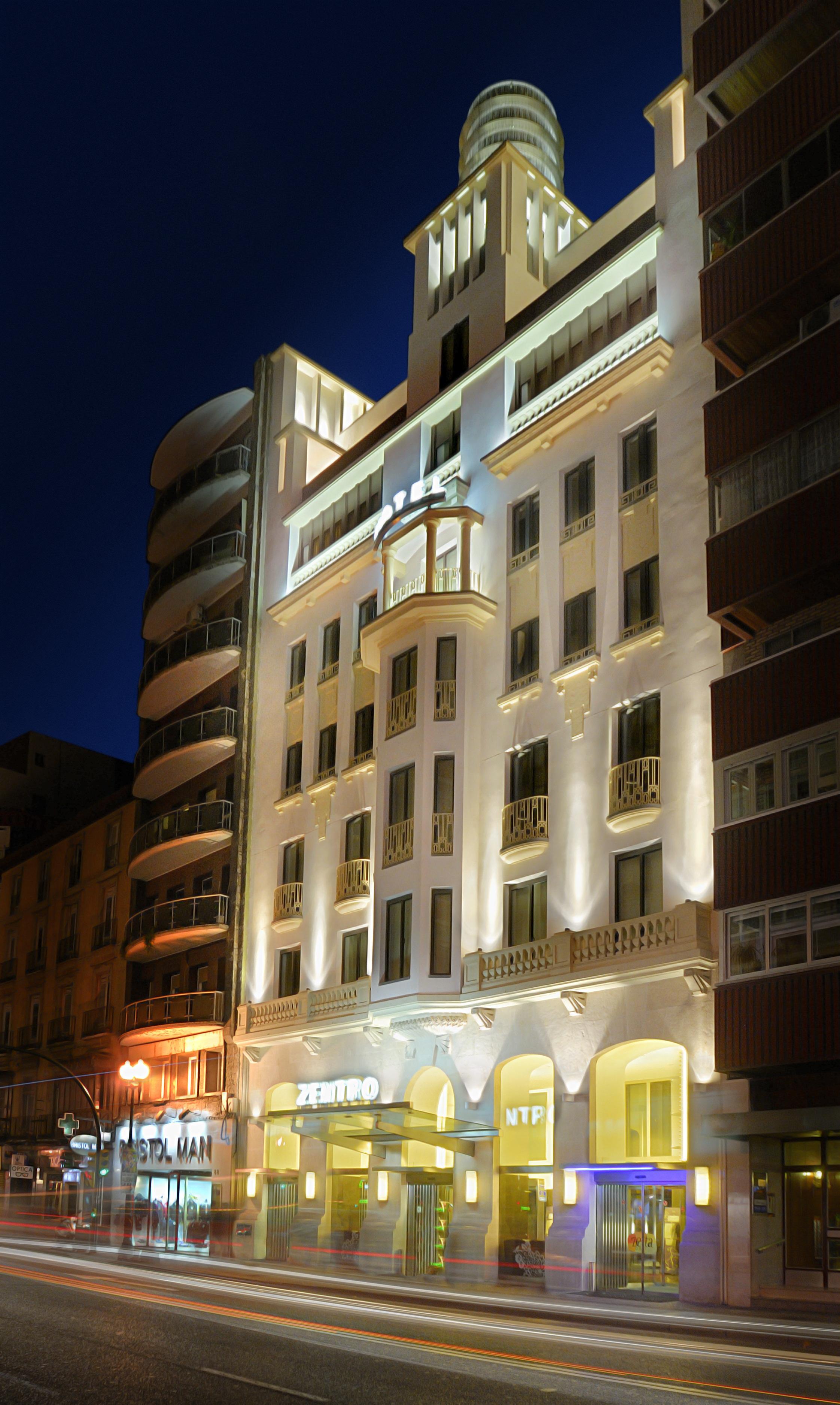 โรงแรมวินซ์ซี เซนโตร ซาราโกซา ภายนอก รูปภาพ